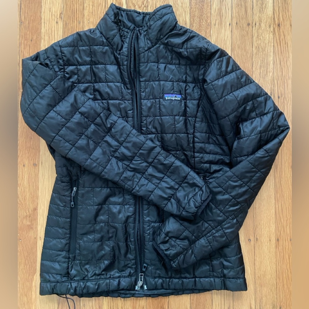 Patagonia Women's Black Puffer Jacket